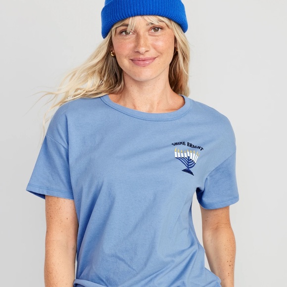 NWT OLD NAVY Matching Holiday-Graphic T-Shirt Color: Shine Bright - Picture 2 of 5